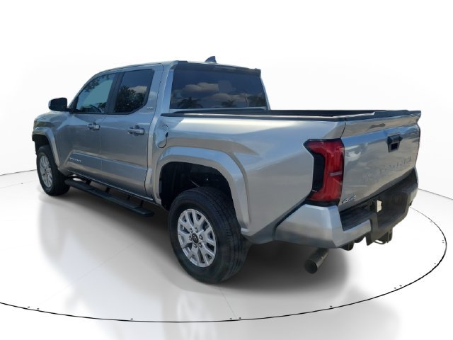 Used 2024 Toyota Tacoma SR5 AWD/4WD image 3