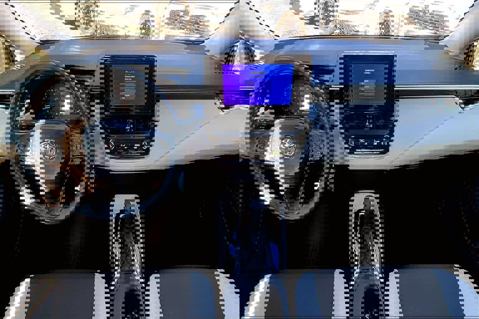 Certified 2025 Toyota Corolla LE image 14