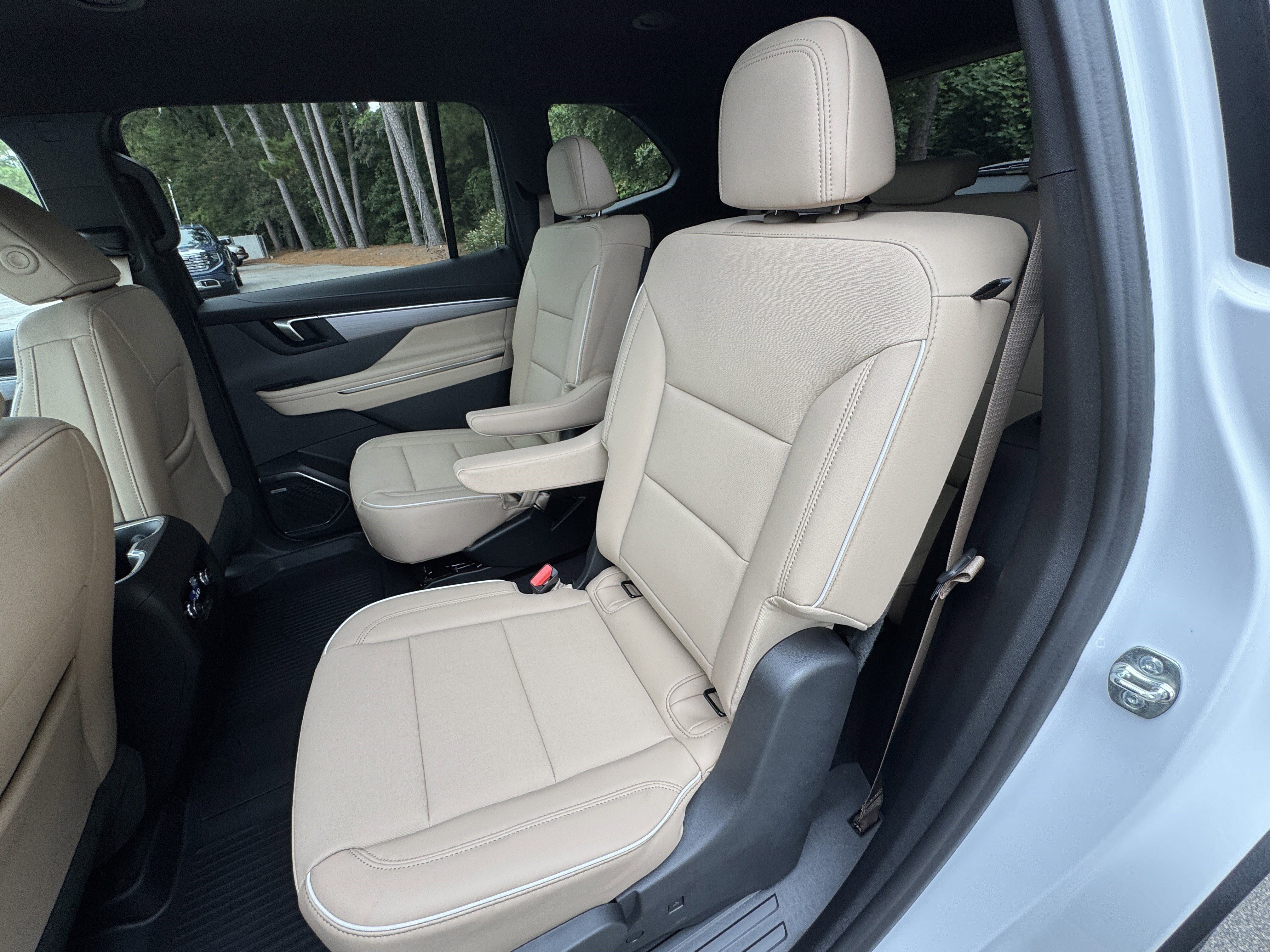 New 2026 Buick Enclave Preferred w/ Power Package FWD image 19