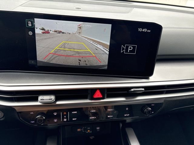 Certified 2025 Kia Sorento LX image 15