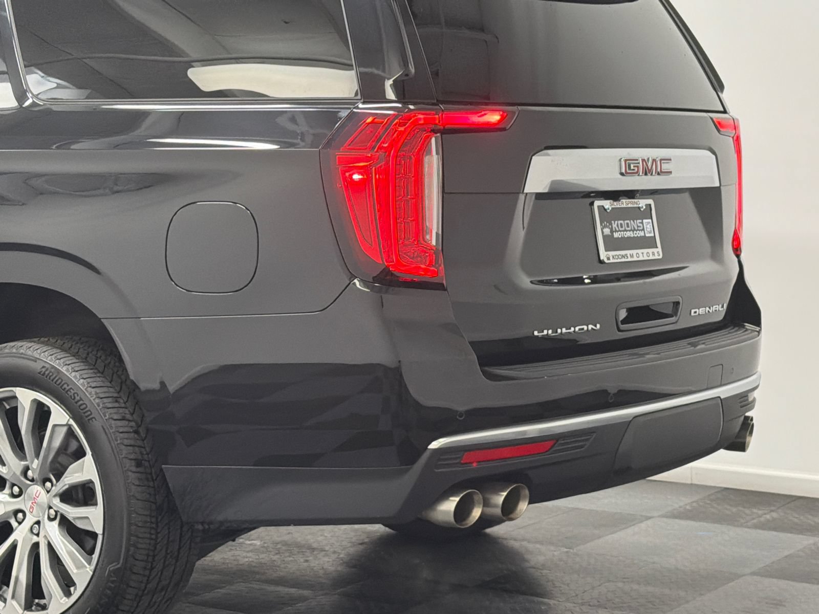 Used 2021 GMC Yukon XL Denali AWD/4WD image 7