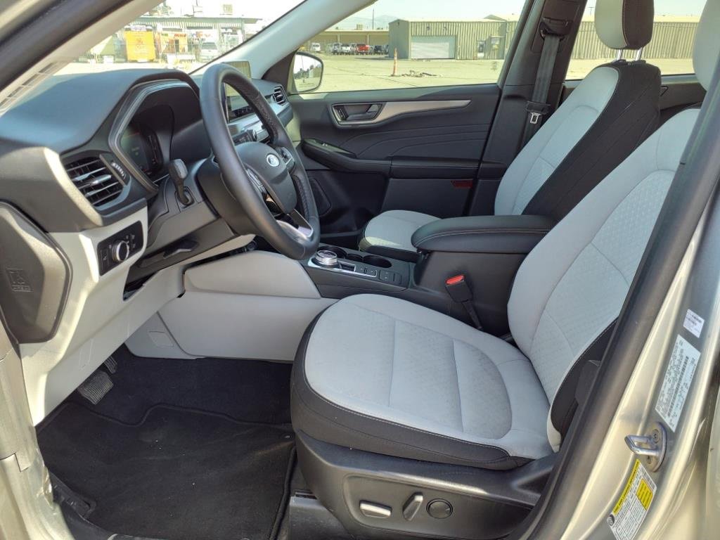 Used 2023 Ford Escape Active image 12