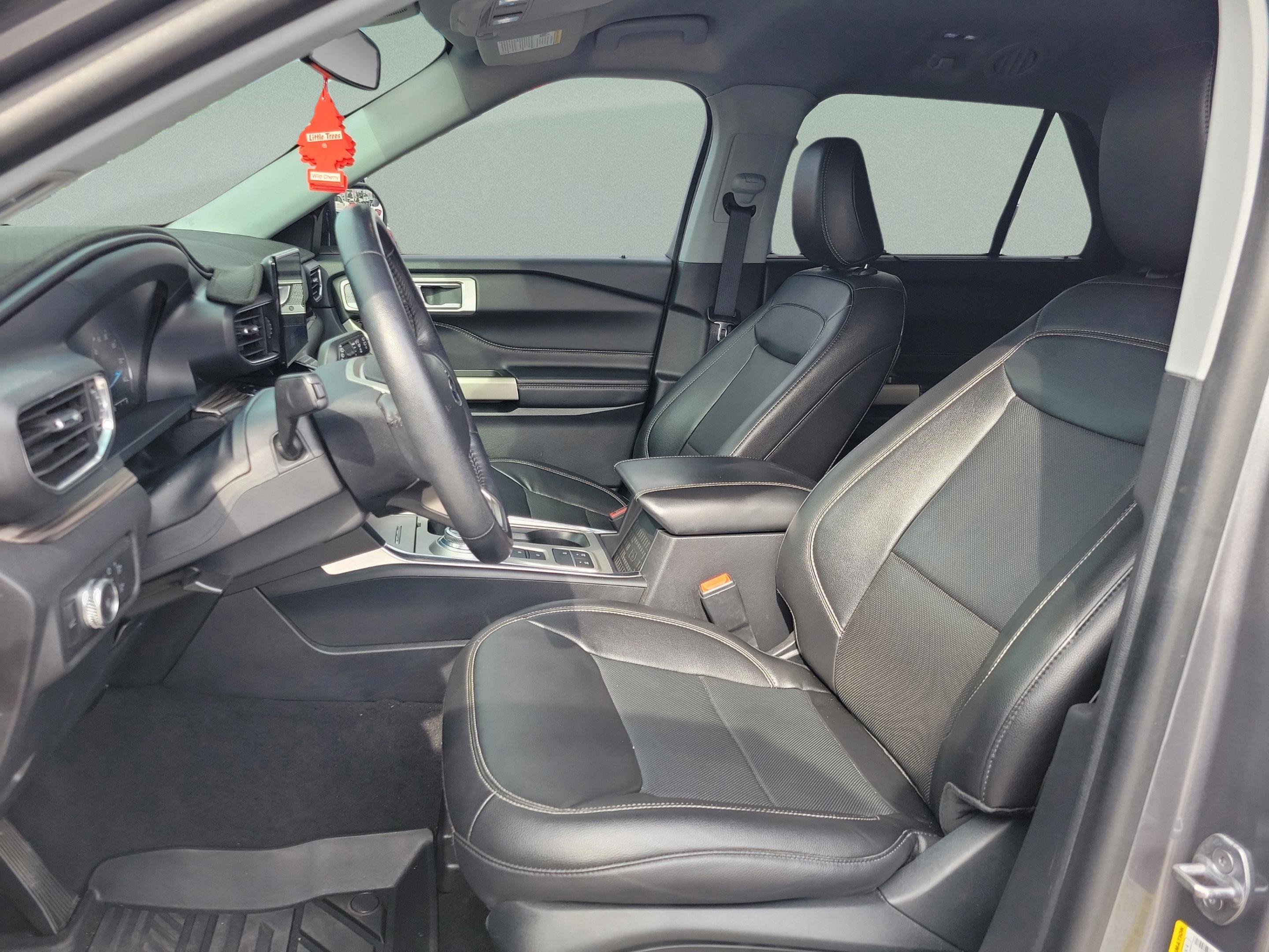 Certified 2022 Ford Explorer Limited image 8