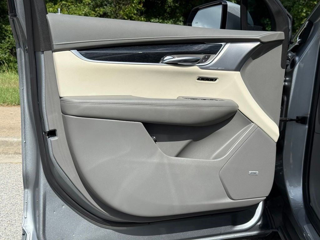 Certified 2024 Cadillac XT6 Premium Luxury w/ Technology Package FWD image 19