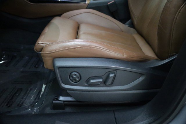 Used 2022 Audi Q5 e Premium Plus image 10