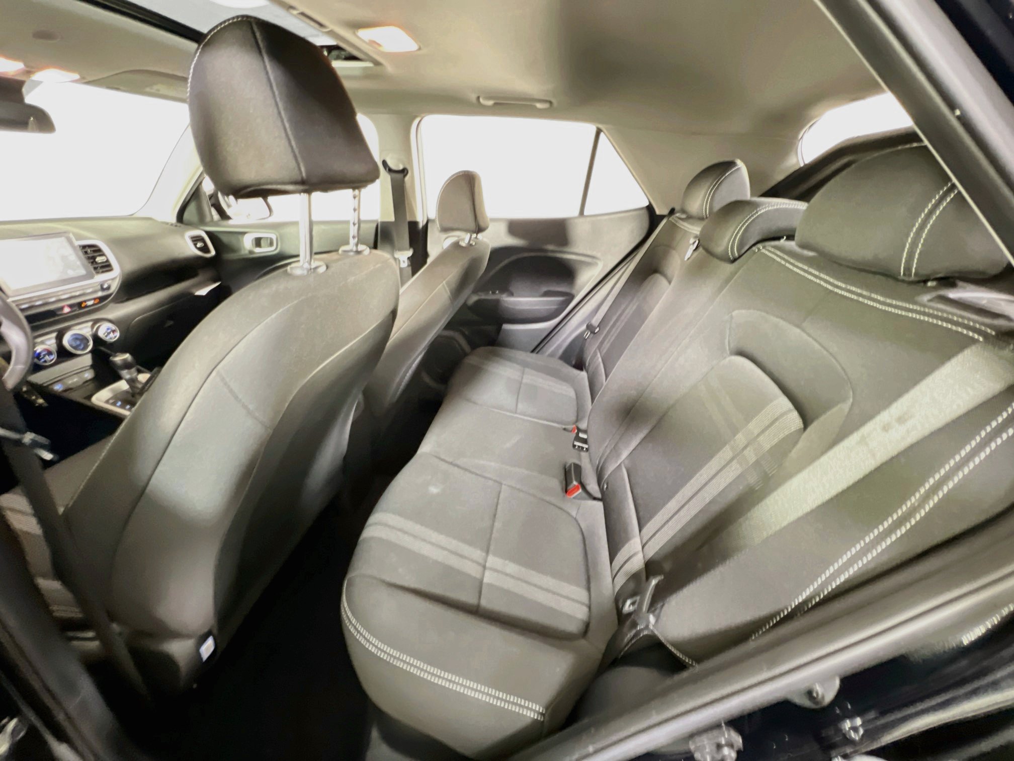 Used 2023 Hyundai Venue SEL w/ Cargo Package FWD image 23
