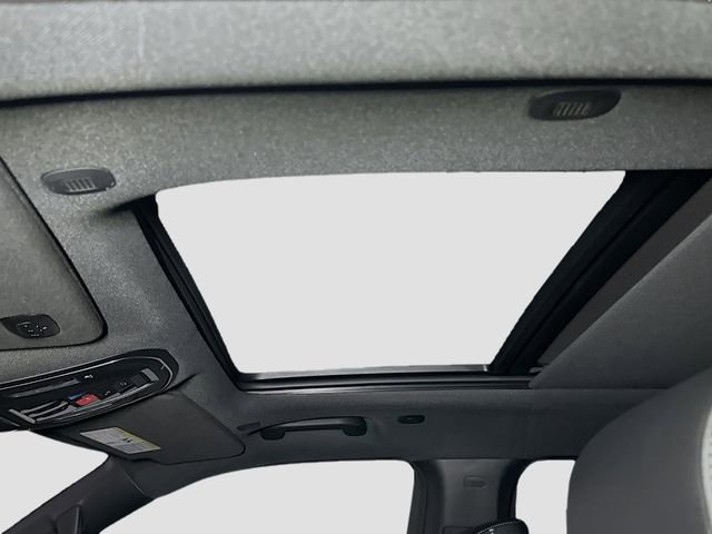 New 2026 Jeep Grand Wagoneer Limited image 25