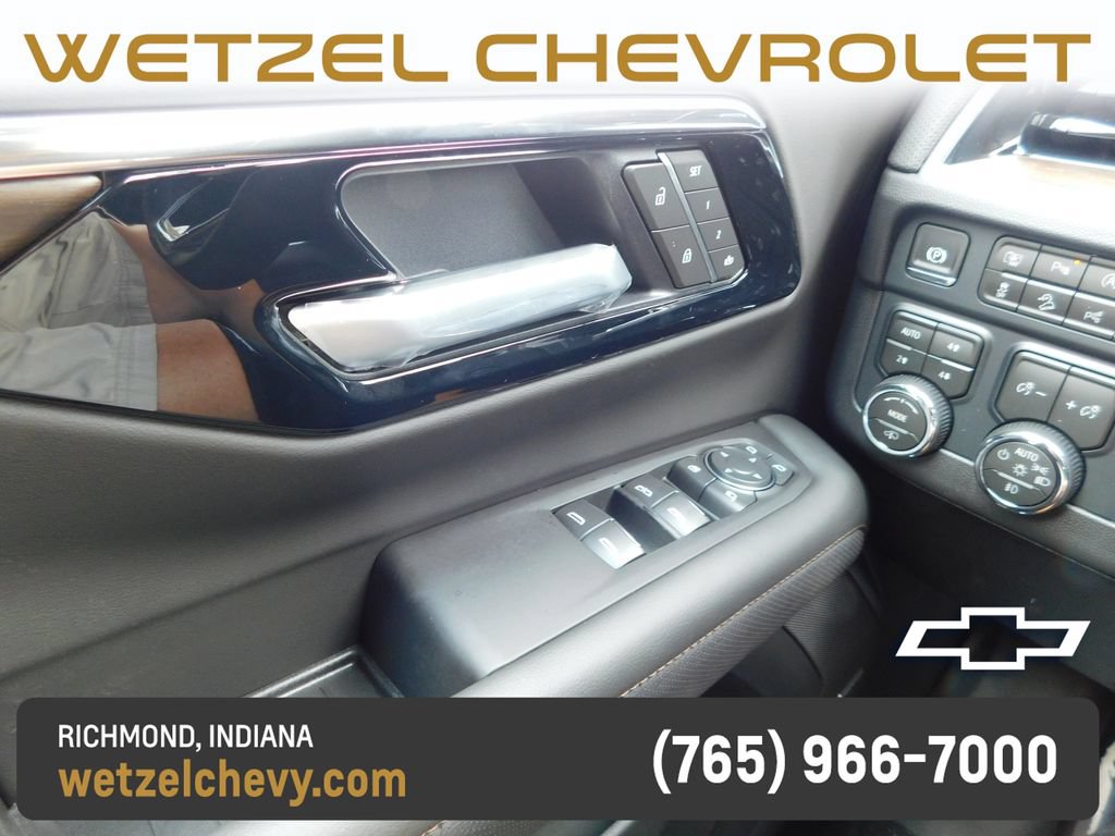 New 2026 Chevrolet Suburban High Country AWD/4WD image 40