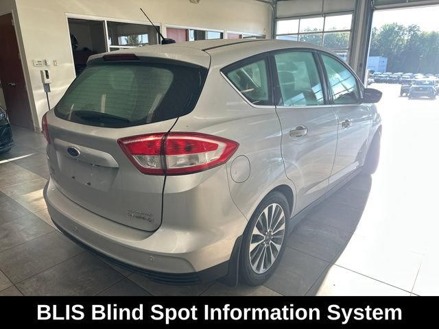 Used 2018 Ford C-MAX Titanium w/ Equipment Group 301A FWD image 12