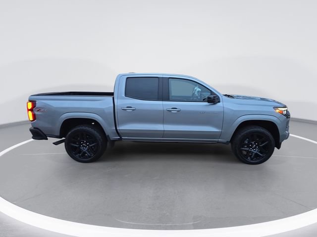 Used 2024 Chevrolet Colorado Z71 w/ Z71 Convenience Package 2 image 2