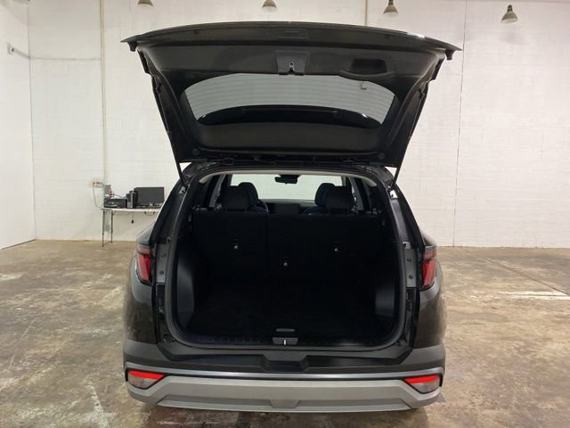 Used 2026 Hyundai Tucson SE FWD image 9