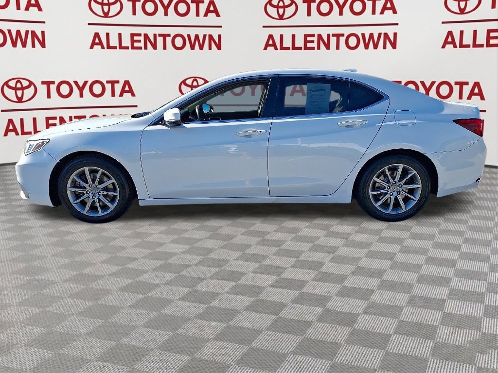 Used 2019 Acura TLX w/ Technology Package FWD image 4