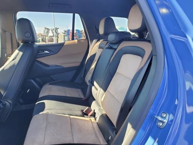 New 2026 Chevrolet Equinox ACTIV w/ Safety and Technology Package image 11