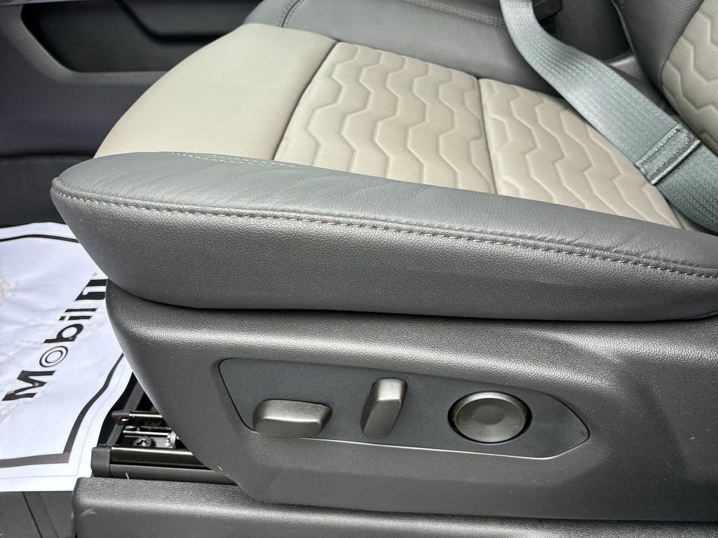 New 2026 Chevrolet Silverado 1500 ZR2 image 12