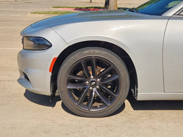 Used 2021 Dodge Charger SXT RWD image 8