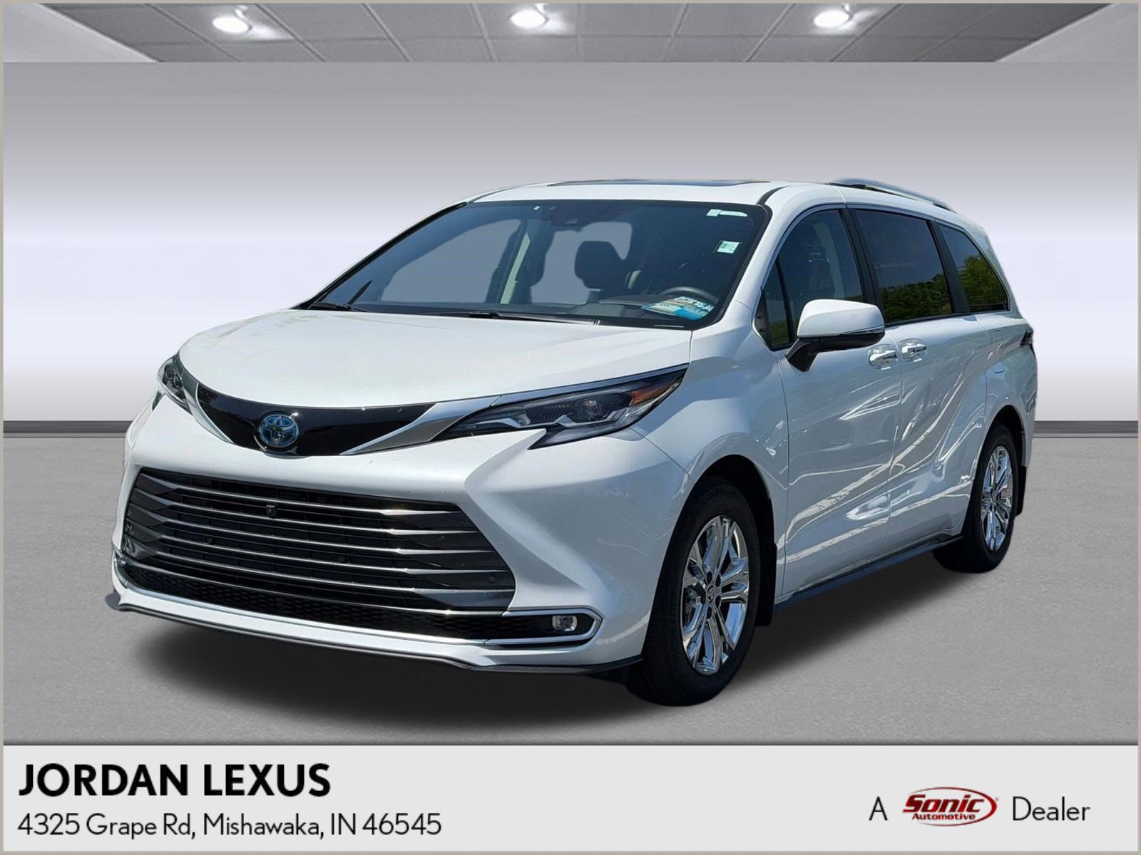 Used 2023 Toyota Sienna Platinum AWD/4WD video 1