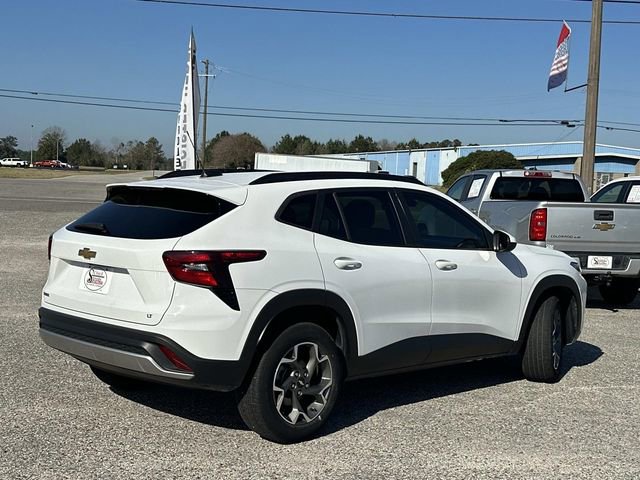 Used 2024 Chevrolet Trax LT image 9