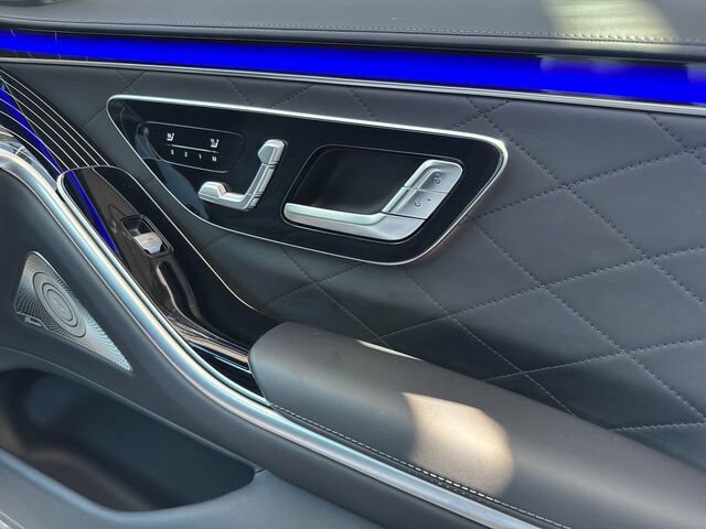 Certified 2025 Mercedes-Benz S 580 4MATIC Sedan image 19