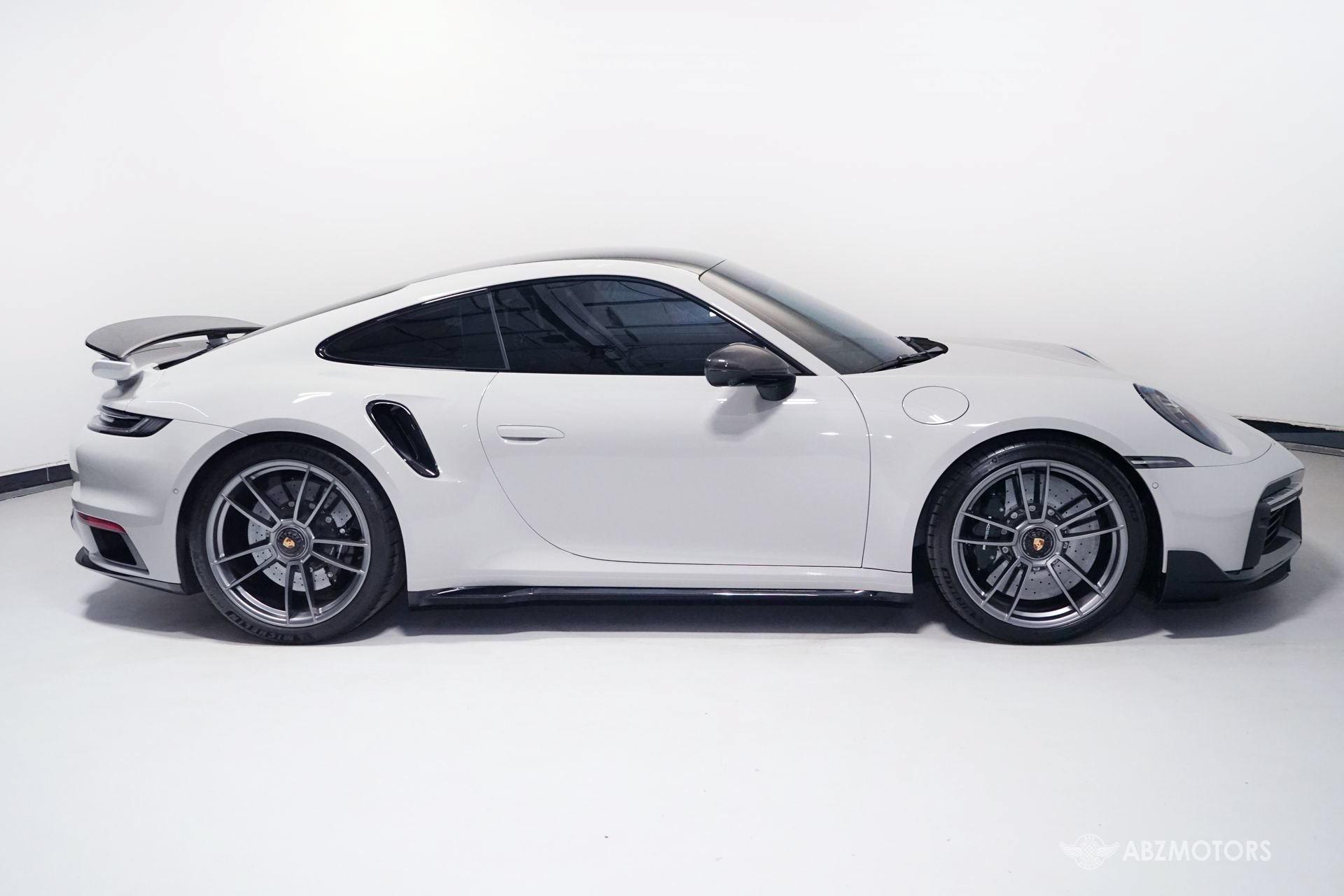 Used 2024 Porsche 911 Turbo S AWD/4WD image 3