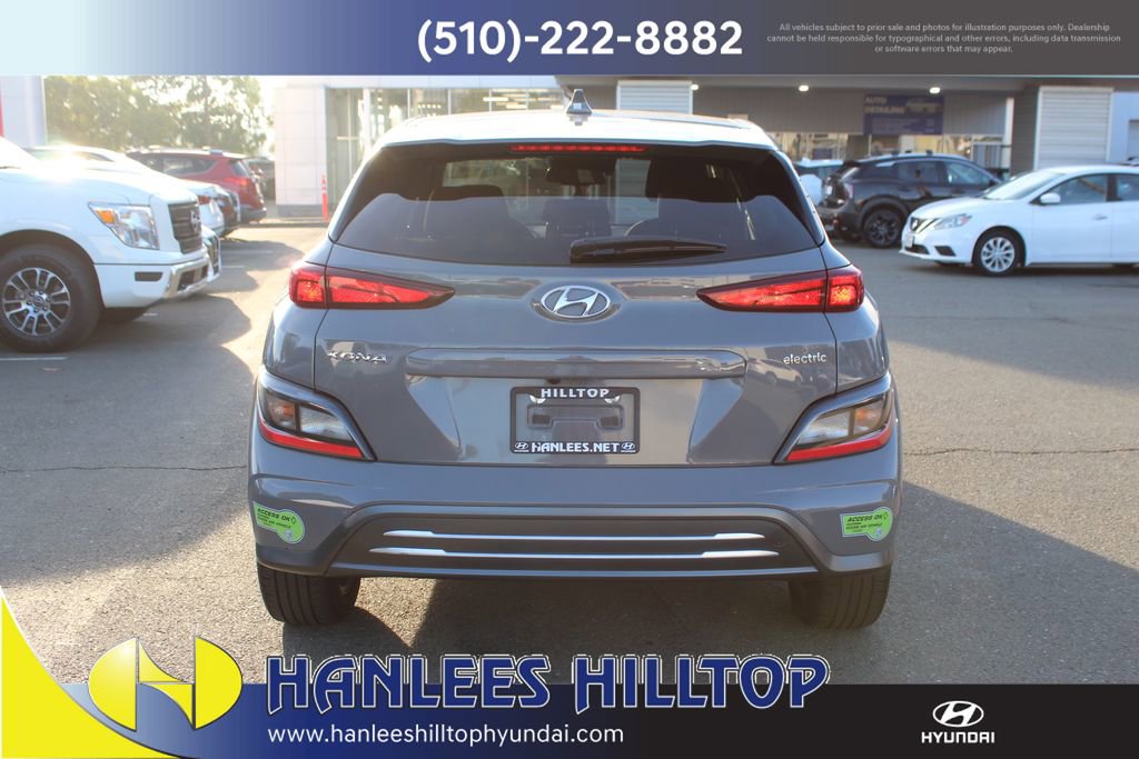Used 2023 Hyundai Kona SE w/ Cargo Package image 8