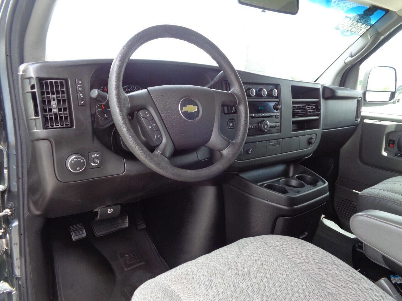 Used 2014 Chevrolet Express 1500 LT w/ LT Preferred Equipment Group image 18