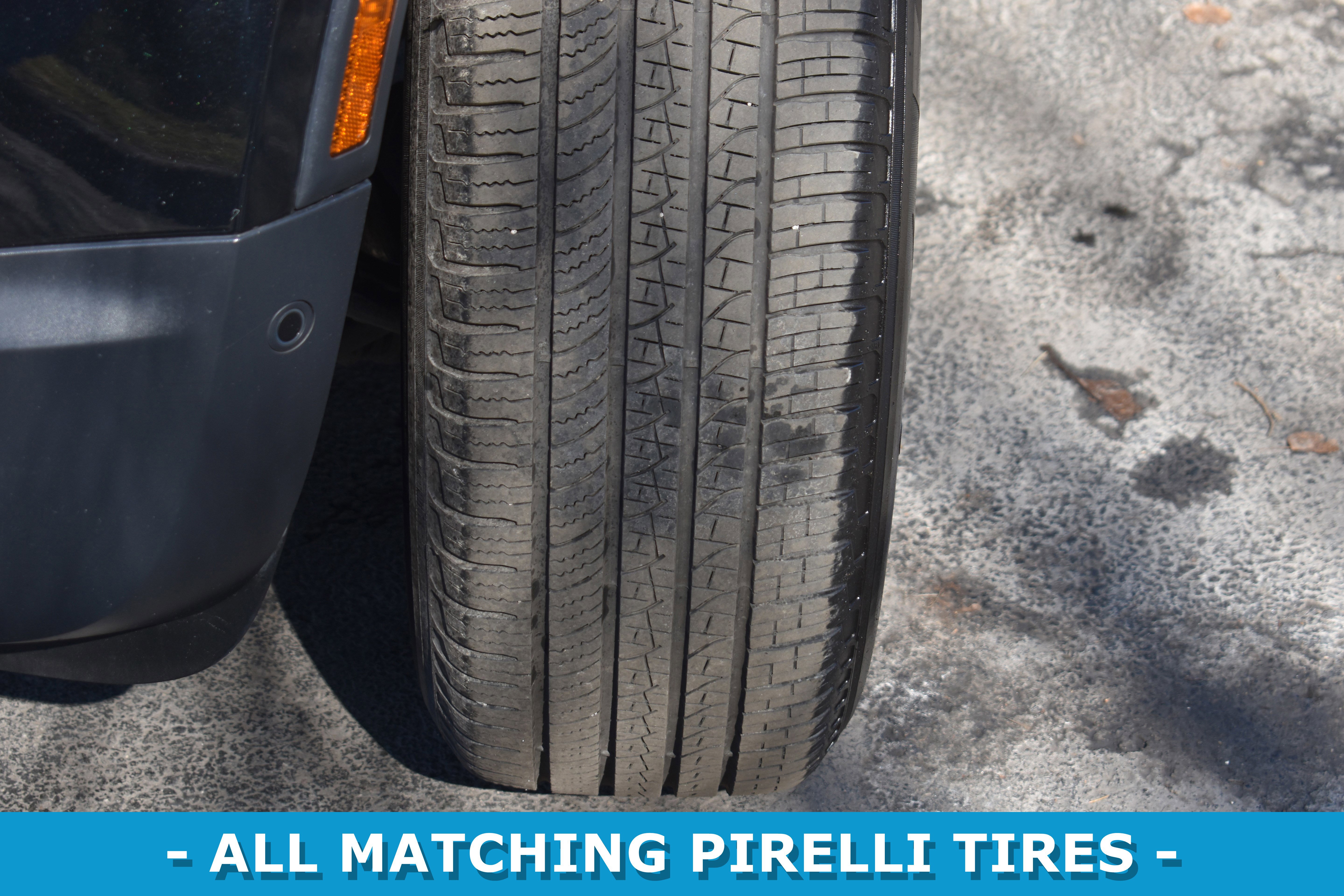 Used 2025 Land Rover Defender 110 S image 38