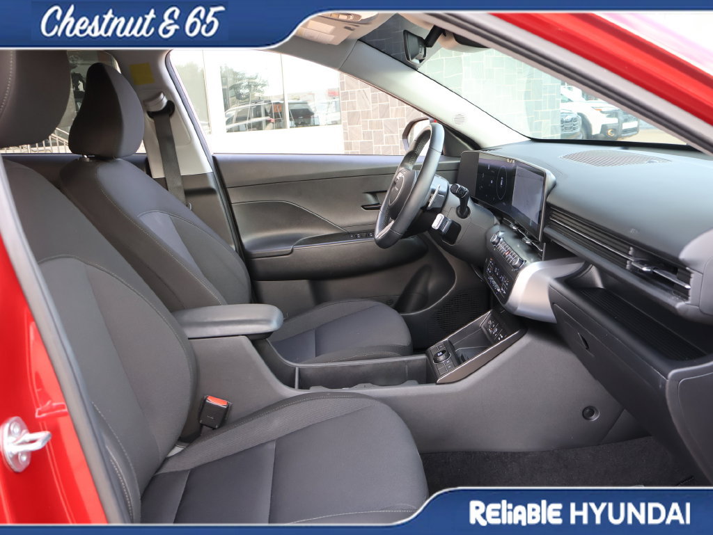Used 2024 Hyundai Kona SEL w/ Convenience Package FWD image 9
