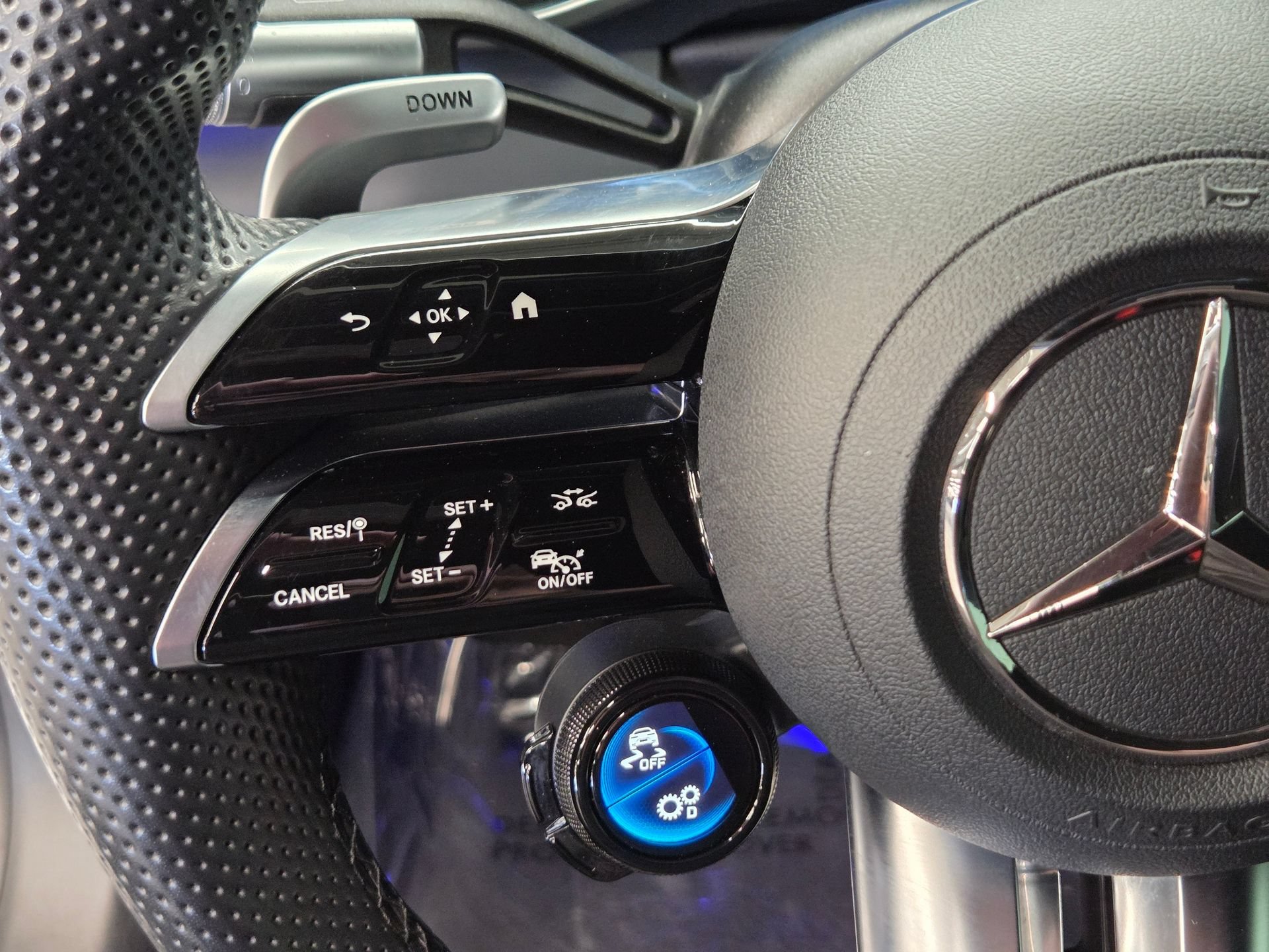 Used 2022 Mercedes-Benz SL 63 AMG 4MATIC image 14