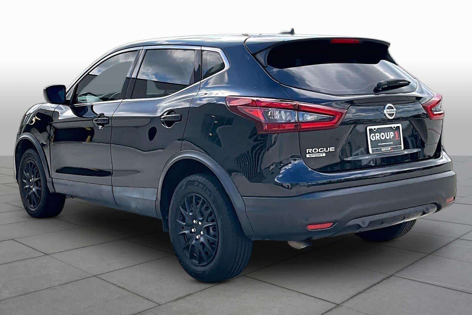 Used 2020 Nissan Rogue Sport S FWD image 10