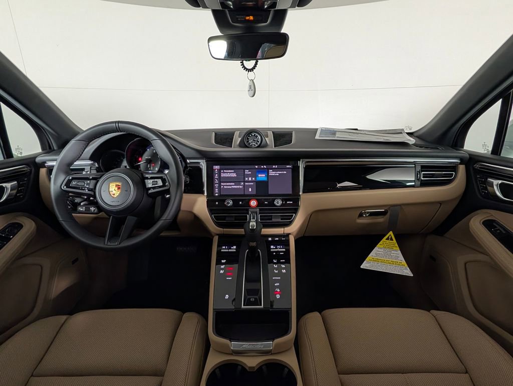 New 2026 Porsche Macan image 20