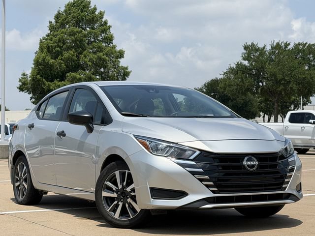 Used 2024 Nissan Versa S w/ S Plus Package FWD image 2