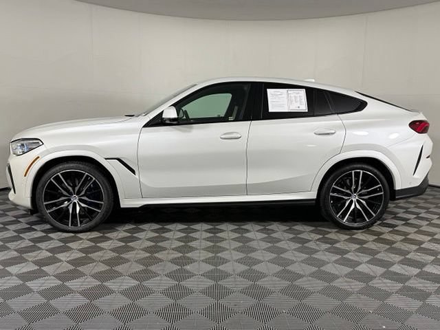 Used 2023 BMW X6 M50i w/ Executive Package AWD/4WD image 3