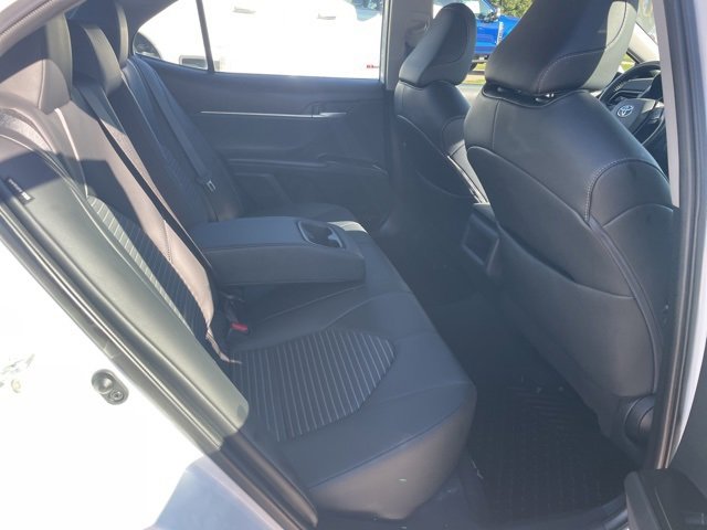 Used 2023 Toyota Camry SE image 14