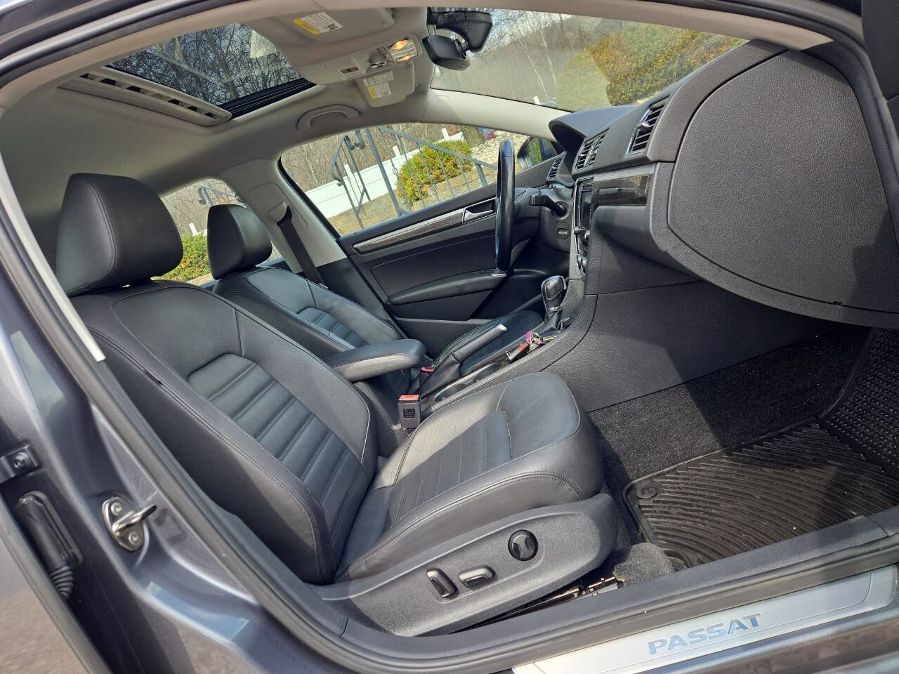 Used 2016 Volkswagen Passat 1.8T image 21