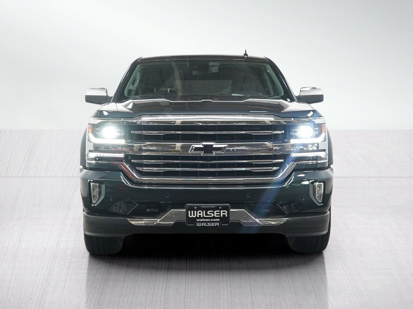 Used 2018 Chevrolet Silverado 1500 High Country AWD/4WD image 8
