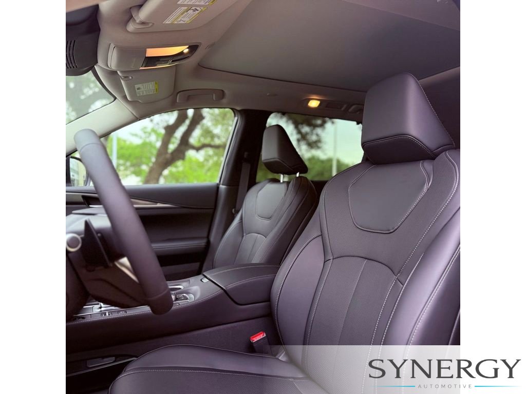 Certified 2026 INFINITI QX60 Luxe w/ Cargo Package FWD image 20