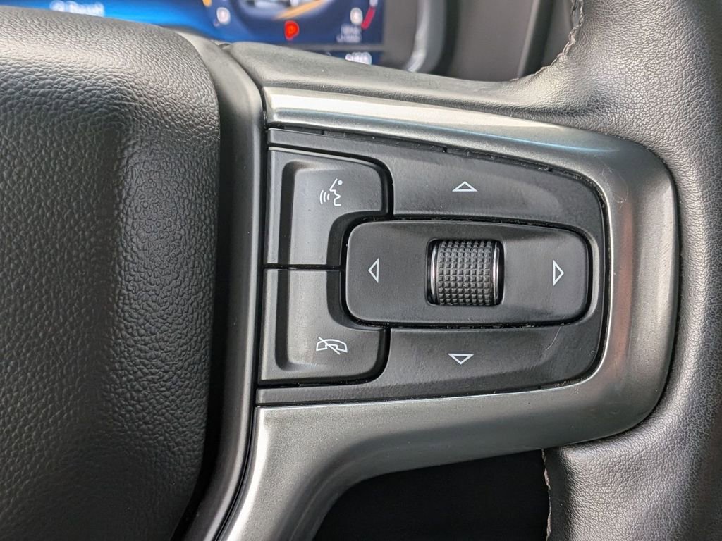 Used 2023 Chevrolet Tahoe Premier AWD/4WD image 21