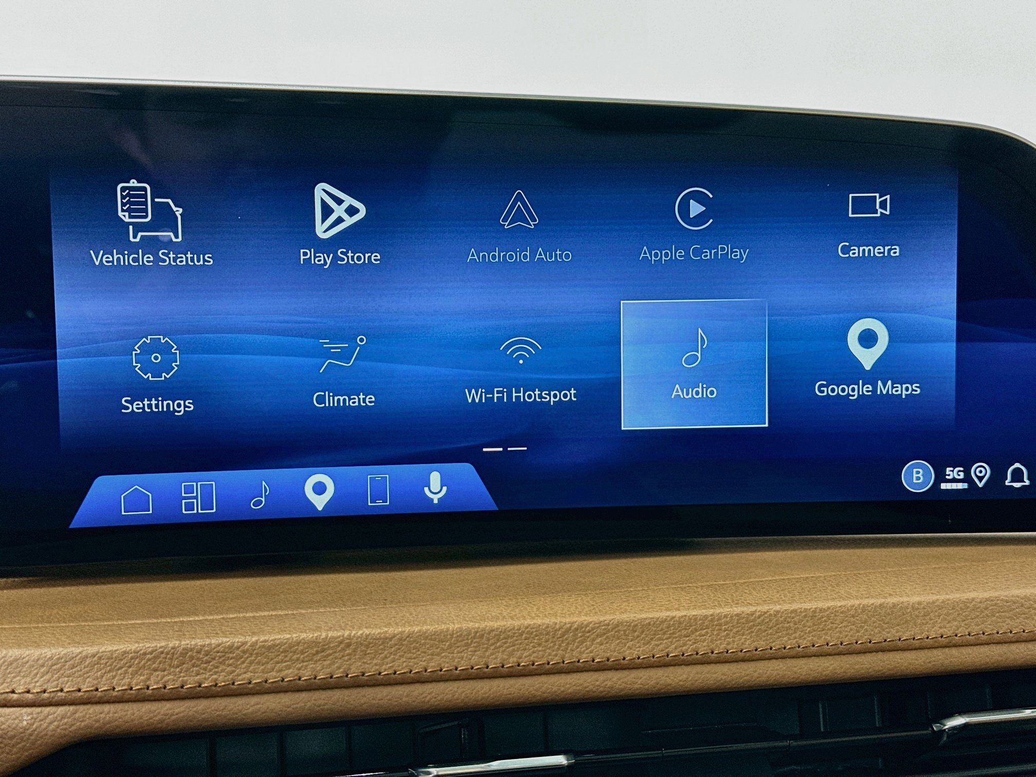 Used 2025 Cadillac XT4 Sport AWD/4WD image 20
