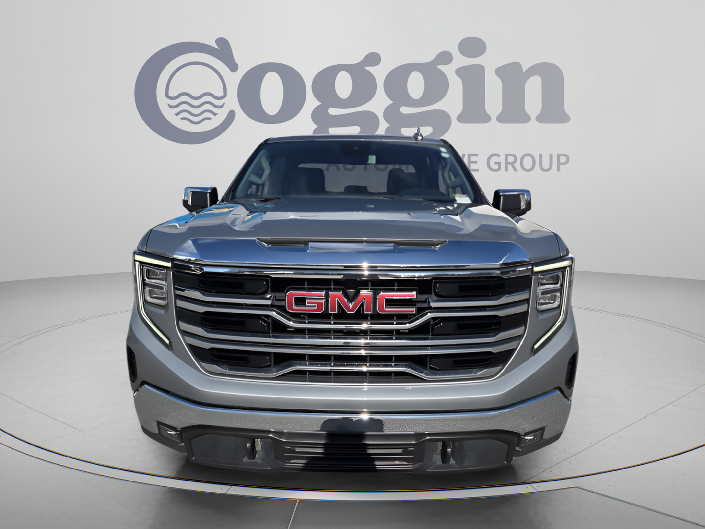 Used 2025 GMC Sierra 1500 SLT AWD/4WD image 8
