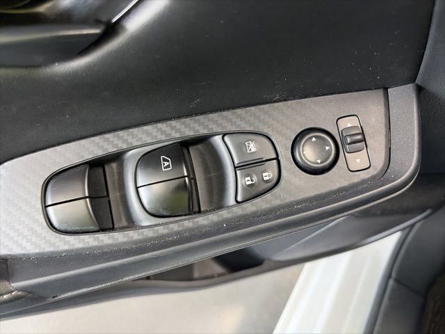 Used 2025 Nissan Sentra S FWD image 15