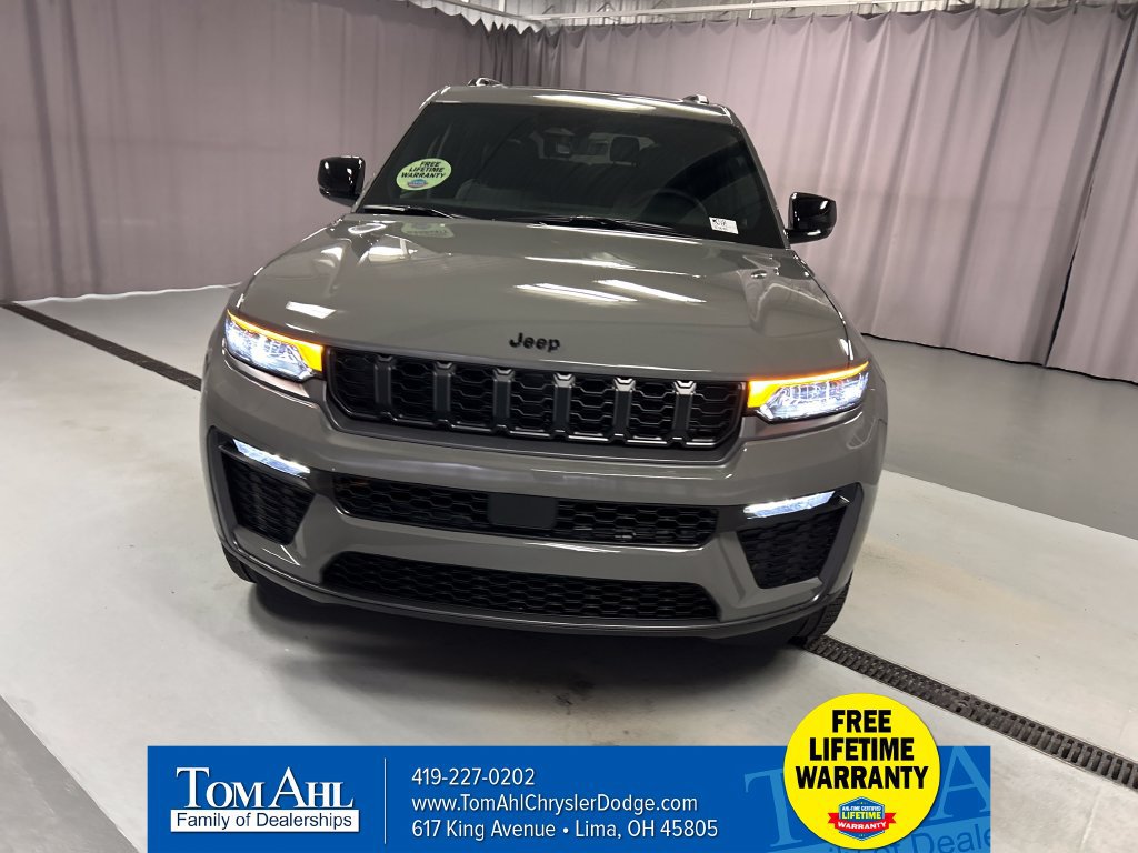 New 2027 Jeep Grand Cherokee L Limited AWD/4WD image 2