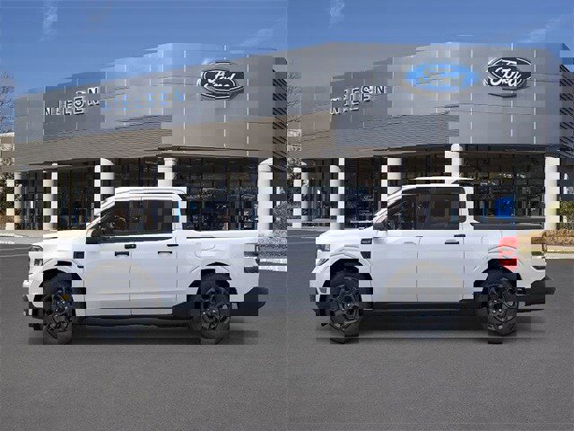 New 2025 Ford Maverick XLT image 3