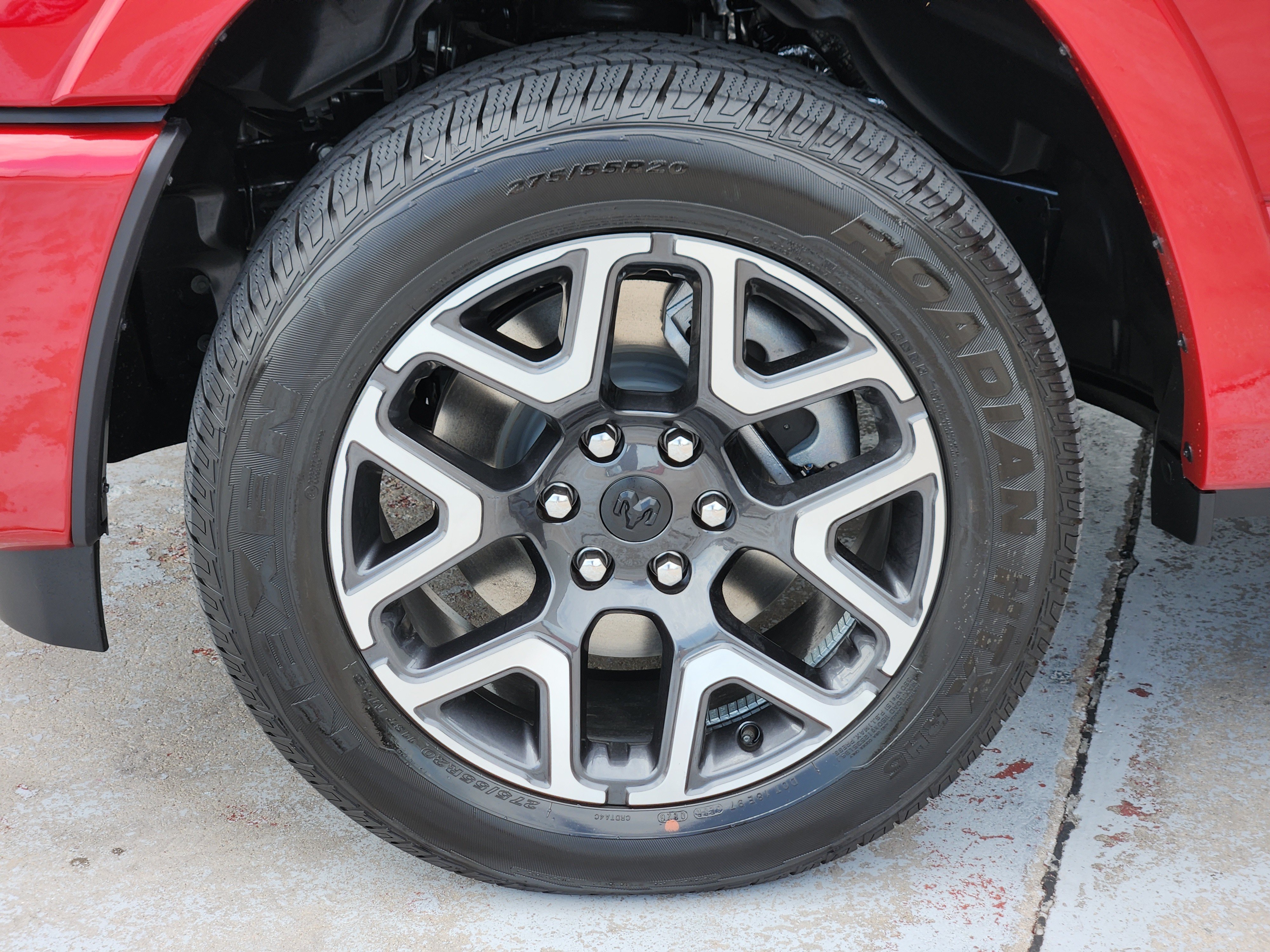 New 2026 RAM 1500 Laramie AWD/4WD image 10