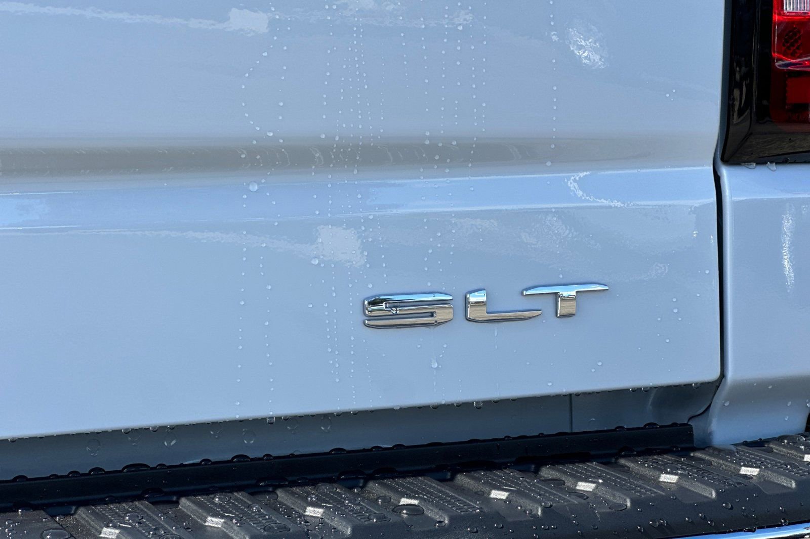 New 2026 GMC Sierra 1500 SLT w/ SLT Premium Plus Package image 7