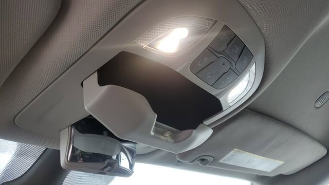 Certified 2024 Chrysler Pacifica Touring-L image 20