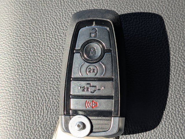 New 2025 Ford F150 Lariat w/ Equipment Group 501A Mid image 32