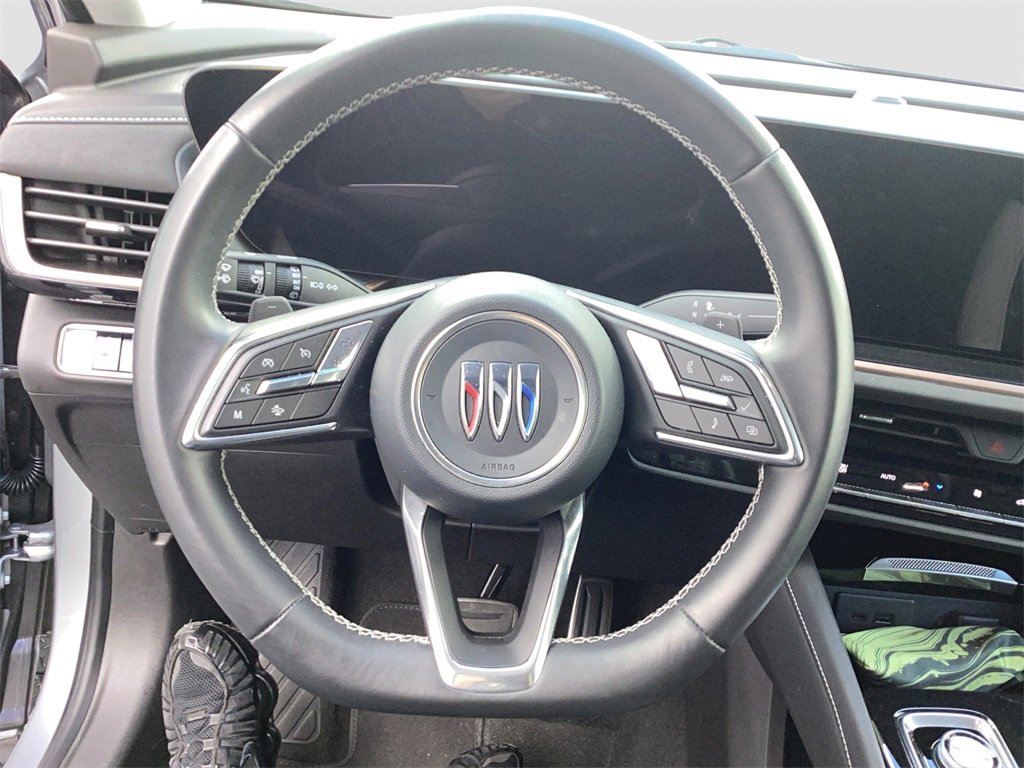 Used 2025 Buick Envision Sport Touring image 10