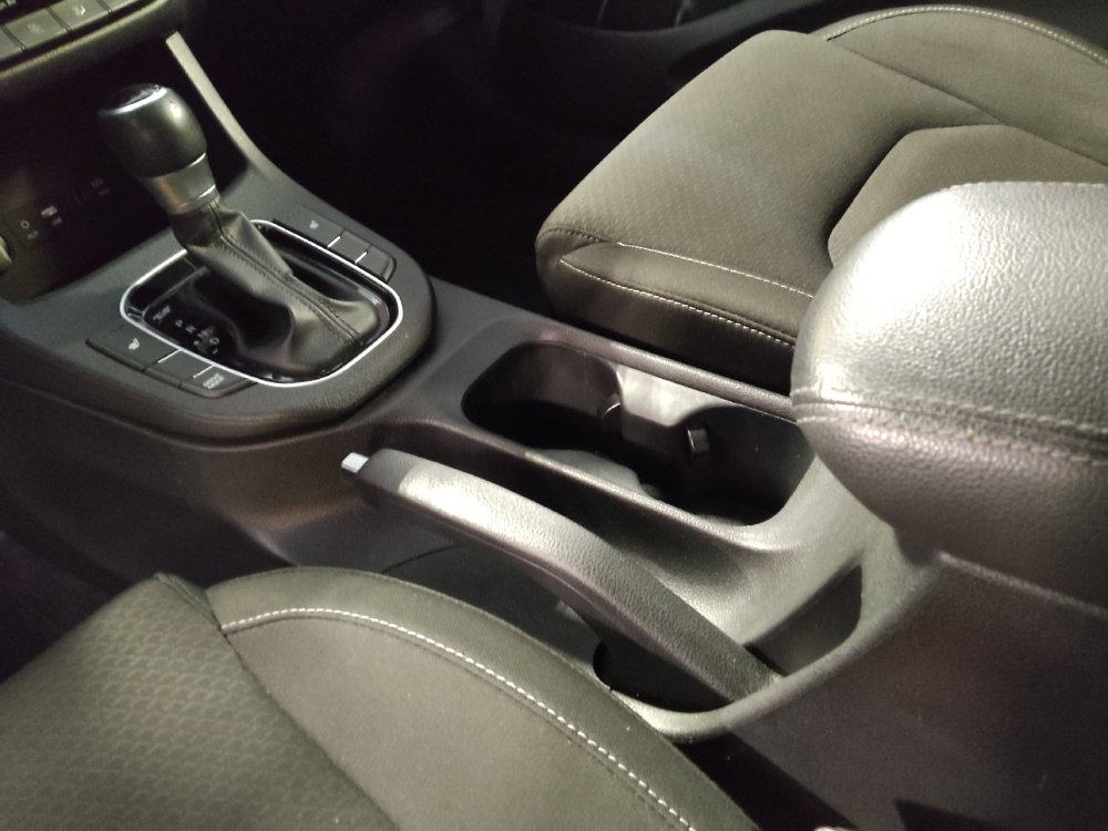 Used 2018 Hyundai Elantra GT w/ Style Package 02 image 26