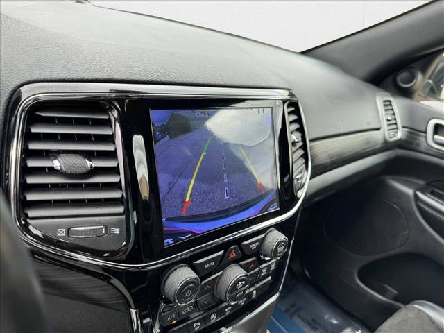 Used 2019 Jeep Grand Cherokee Laredo w/ Laredo X Package image 14