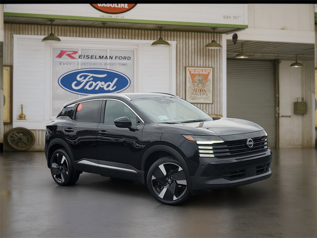 Used 2025 Nissan Kicks SR